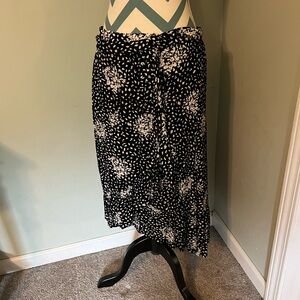 Knox Rose faux wrap skirt